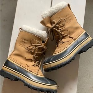 Sorel Caribou Boots